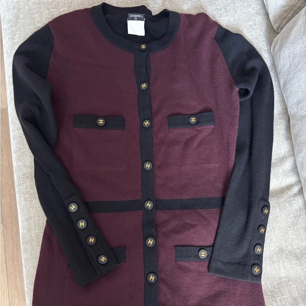 Authentic CHANEL Iconic 1995 winter runway cashmere plum buttoned cardigan